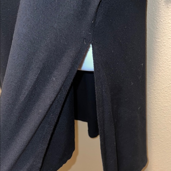 Tahari Women’s Black Long Sleeved Round Crew Neck 3/4 Sleeve Size 1X - Picture 6 of 16